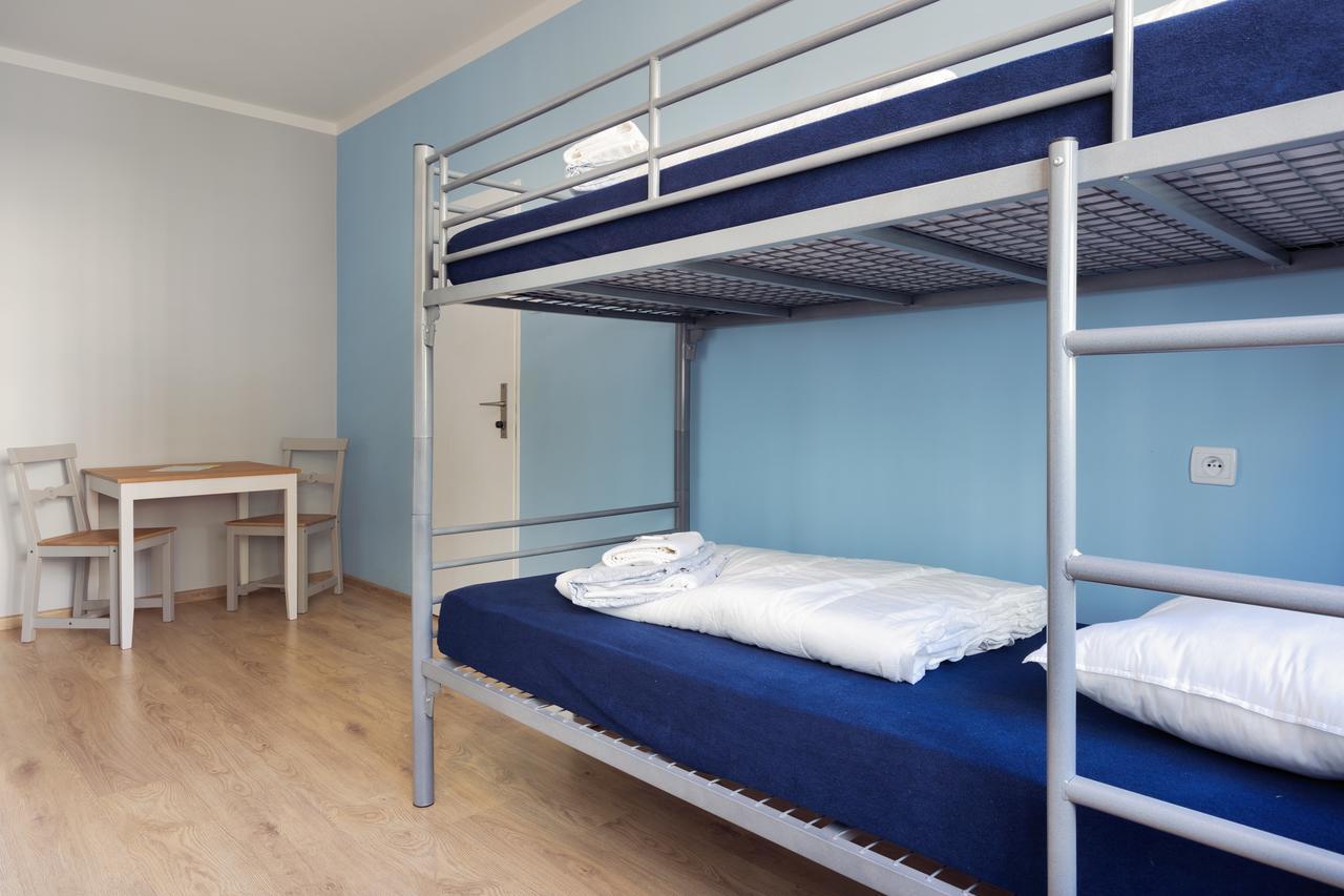 Patio Hostel Братислава Экстерьер фото