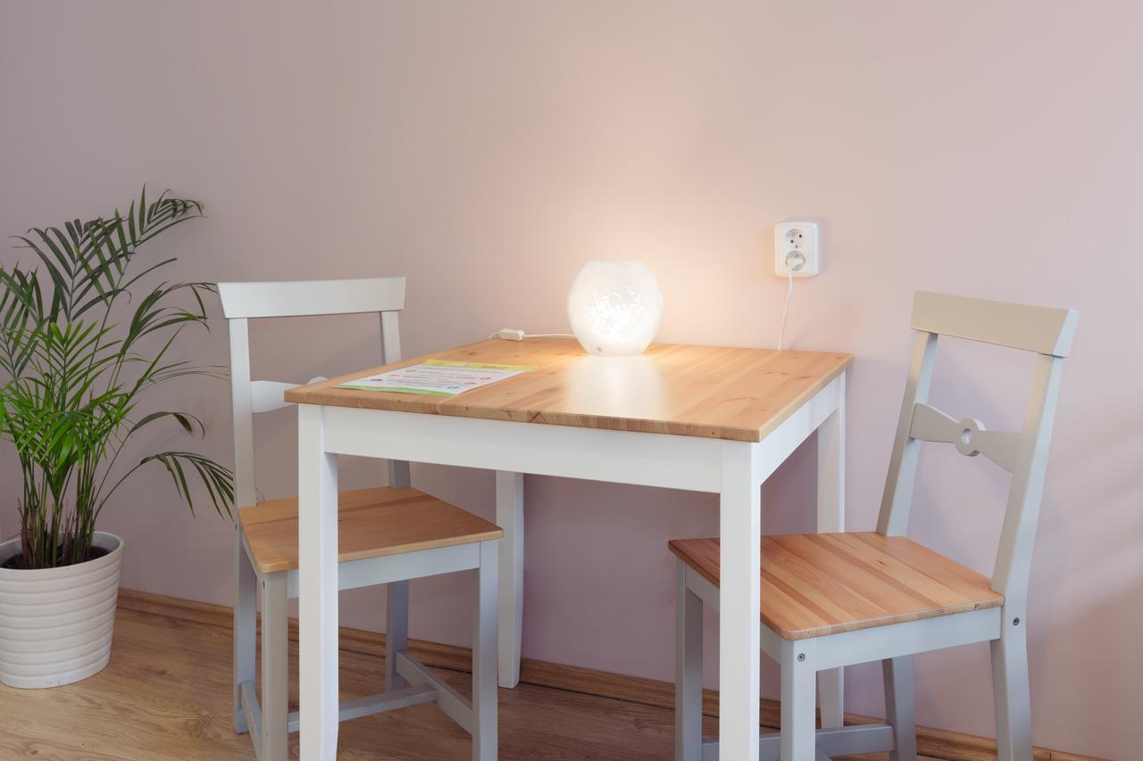 Patio Hostel Братислава Экстерьер фото