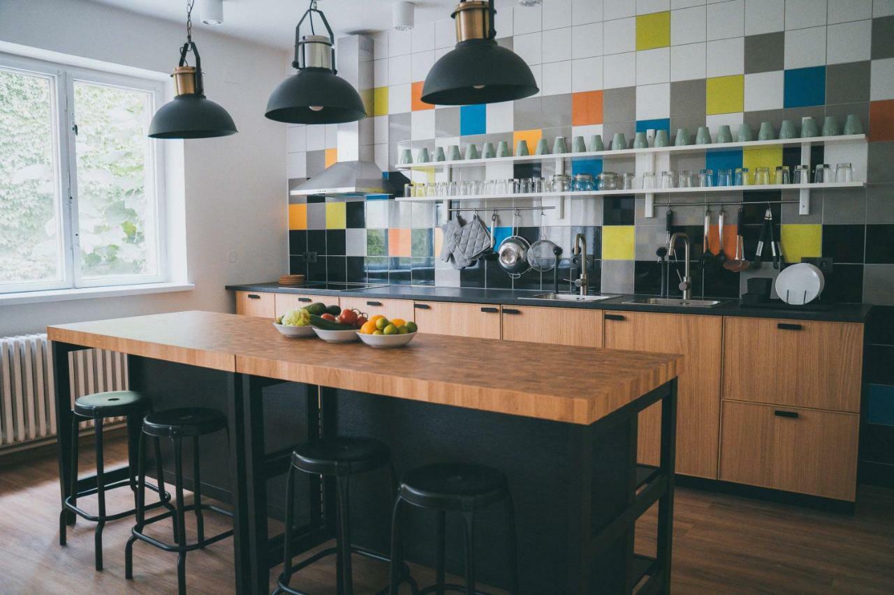 Patio Hostel Братислава Экстерьер фото